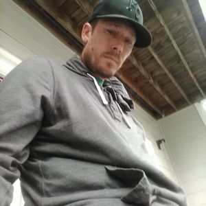 Meet your Posher, Cliff